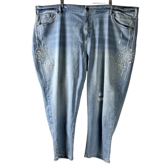 Lane Bryant MidRise Girlfriend Crop Wm Sz 28 Embellished Light Wash Casual Jeans - Picture 1 of 13